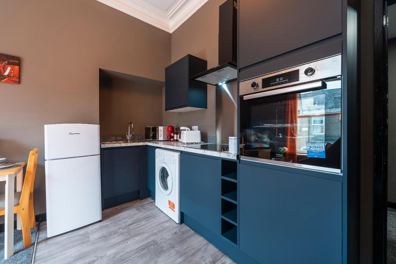 Art-Filled Bohemian 1 Bedroom Apt 2 Beds Colourful Praise Inn Apartment Kingston upon Hull Esterno foto
